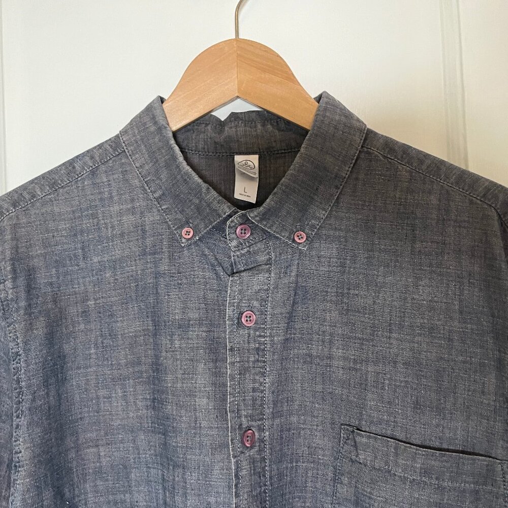 Alternative Apparel Button Down Chambray Size Large